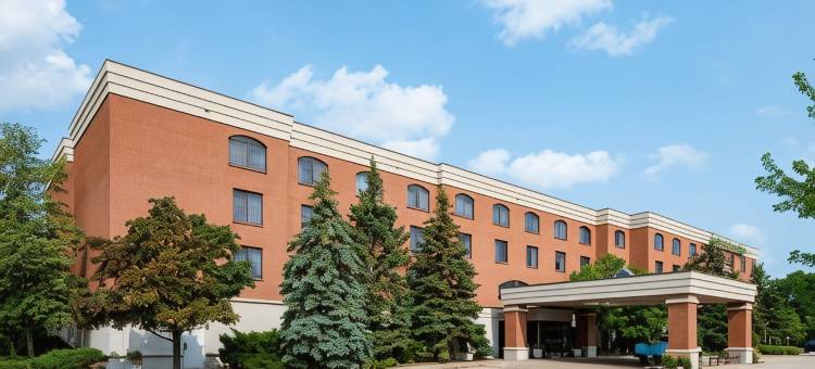 麦迪逊美国中心拉昆塔温德姆套房酒店(La Quinta Inn & Suites by Wyndham Madison American Center)图片