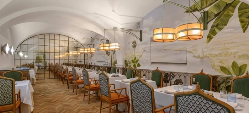 维拉帕内斯宫殿酷客房酒店(CoolRooms Palacio Villapanés 5 GL)图片