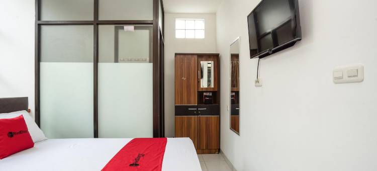 红多兹酒店-近BSD城埃卡医院(RedDoorz Near Eka Hospital BSD City)图片