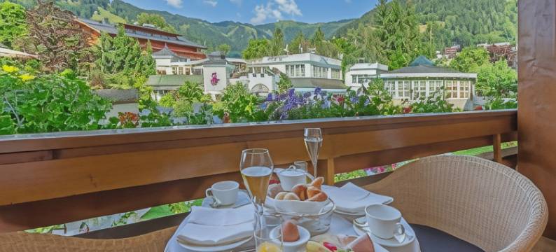 萨尔茨堡酒店(Salzburgerhof, Das 5-Sterne Hotel Von Zell am See)图片