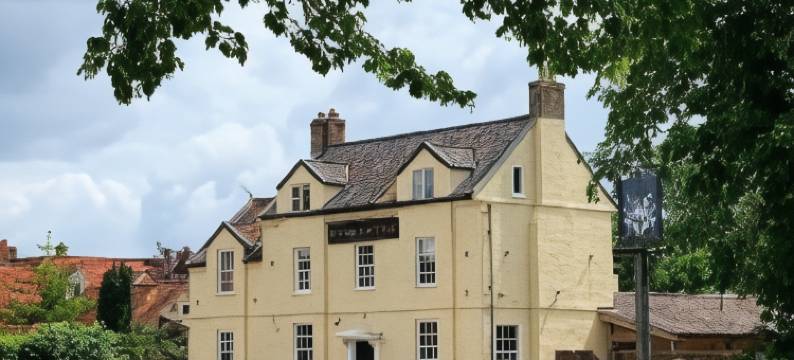 贝丁菲尔德阿姆斯酒店(The Bedingfeld Arms)图片