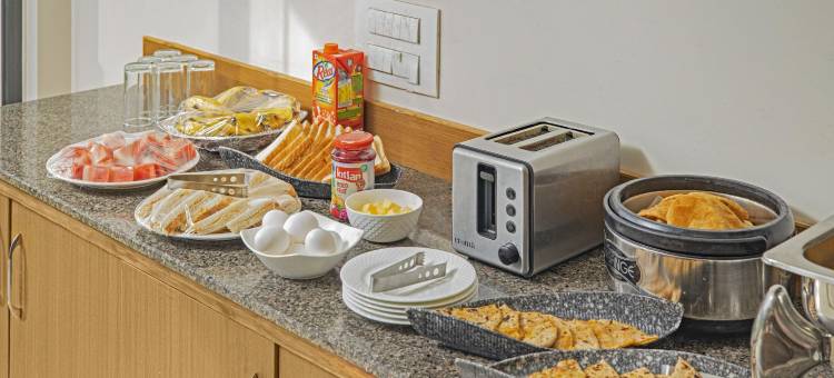 Treebo 皇家礼炮酒店, 锡拉库尔(Treebo Royal Salute, Zirakpur)图片