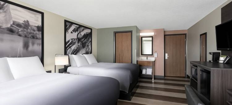 速8酒店-温德姆康拉德(Super 8 by Wyndham Conrad)图片