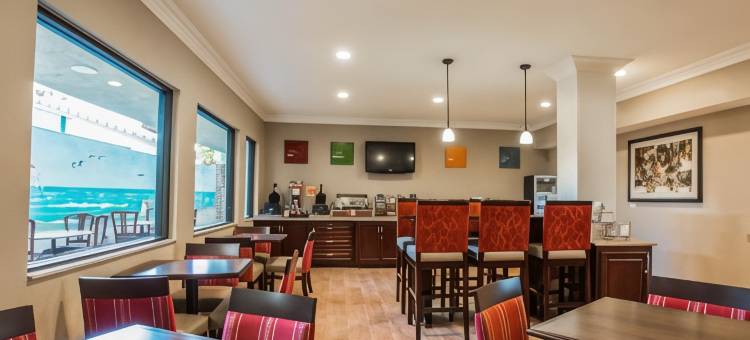 亨廷顿海滩舒适套房酒店(Comfort Inn & Suites Huntington Beach)图片