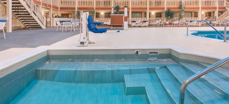 真斯维尔美吟温德姆酒店(AmericInn by Wyndham Janesville)图片