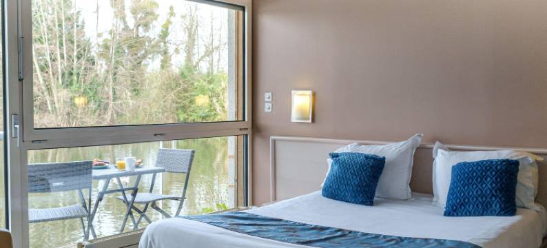 里勒杜索塞酒店(Hôtel l'Ile du Saussay)图片