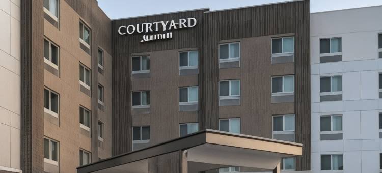 休斯顿舒格兰/普安特湖万怡酒店(Courtyard Houston Sugar Land/Lake Pointe)图片