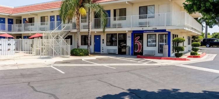 贝克斯菲尔德会议中心6号汽车旅馆(Motel 6 Bakersfield, CA - Convention Center)图片