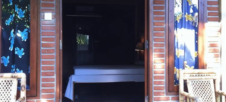 萨塔利亚简易别墅酒店(Satria Bungalow)图片