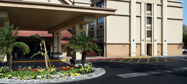 布埃纳帕克希尔顿逸林酒店及度假村(DoubleTree by Hilton Buena Park)图片