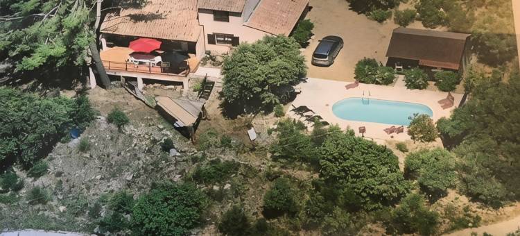普罗旺斯别墅配有游泳池及葡萄园景观(Villa in Provence with Pool and Vineyard Views)图片