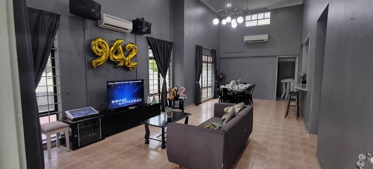 Lot 942 - A'Famosa Melaka Villa Pool KTV WIFI 5 ROOM 2BR图片