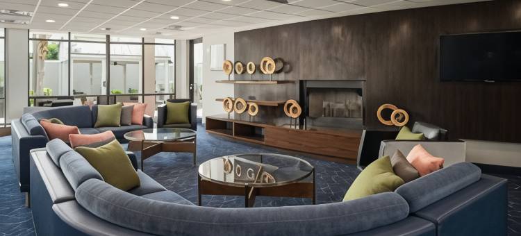 布朗维克万怡酒店(Courtyard by Marriott Brunswick)图片
