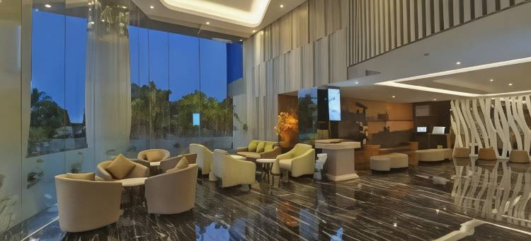 阿迪苏琪普托白金会议中心酒店(Platinum Adisucipto Hotel & Conference Center)图片