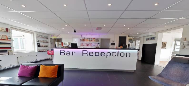 斯德哥尔摩阿尔夫斯尤贝斯特韦斯特舒尔酒店(Sure hotel by best western stockholm alvsjo)图片