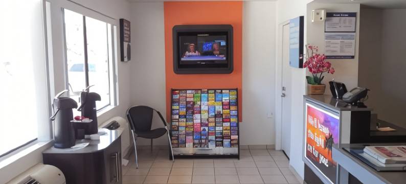 加州蒂梅丘拉6号汽车旅馆 - 历史老城(Motel 6 Temecula, CA - Historic Old Town)图片