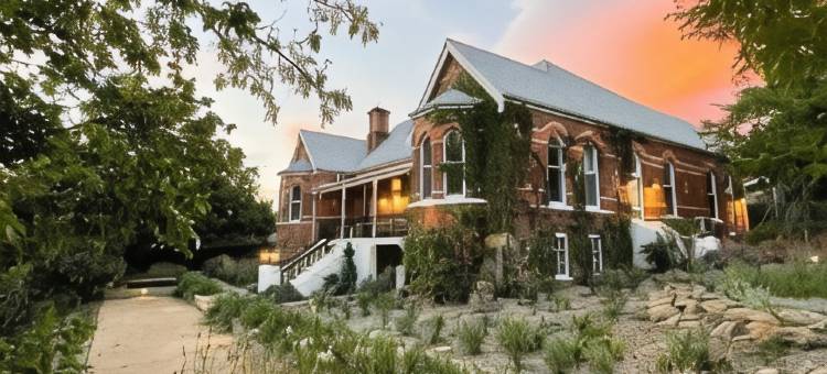 刚达盖的闪光杰克(Flash Jacks of Gundagai)图片