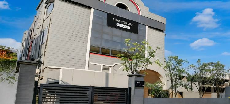 Super Townhouse Kalmana图片