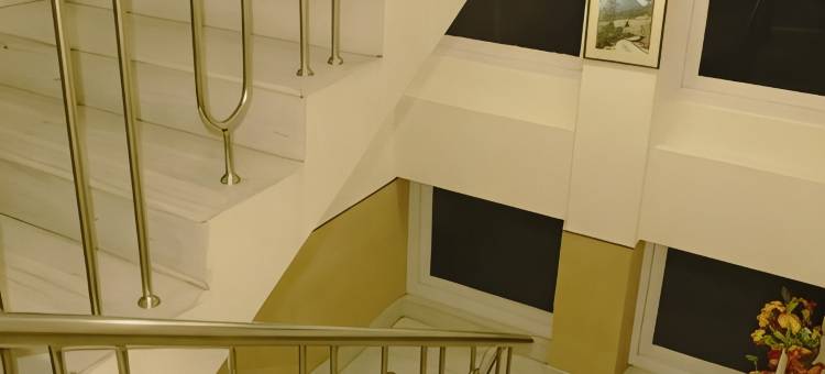 里南酒店(Hotel Renam)图片