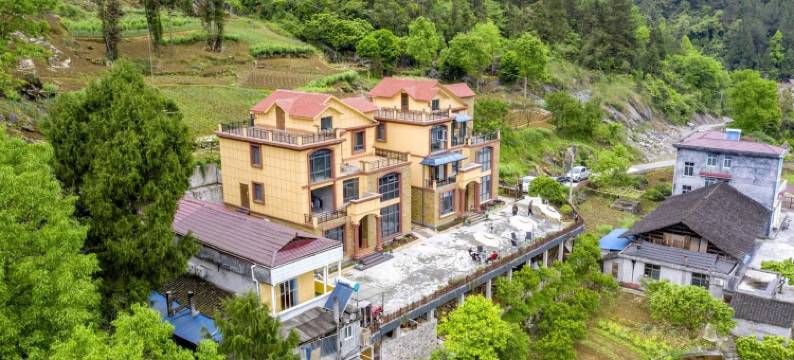 松乔苑芳姐民宿(椒石路分店)图片