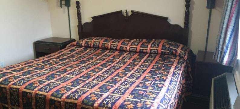 蓝色瀑布汽车旅馆(Blue Falls Motel)图片