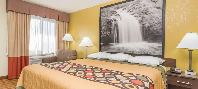 莱克湖温德姆速8酒店(Super 8 by Wyndham Rice Lake)图片