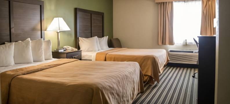 拉夫斯帕克凯艺套房酒店 - 近罗克福德(Quality Inn & Suites Loves Park Near Rockford)图片