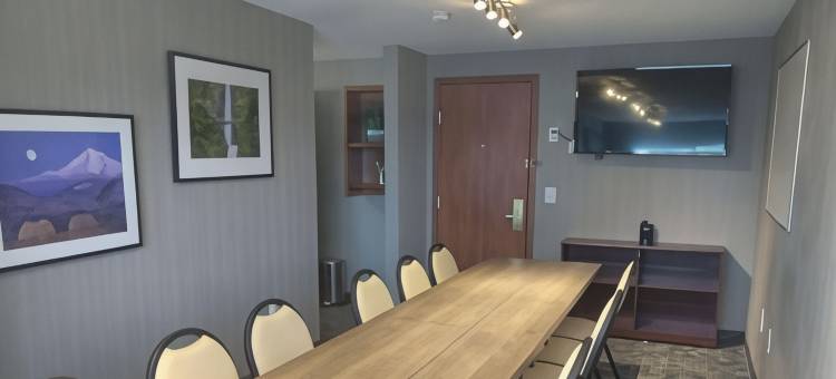 波特兰北三角洲公园 - 丽笙酒店及套房(Country Inn & Suites by Radisson, Delta Park North Portland)图片