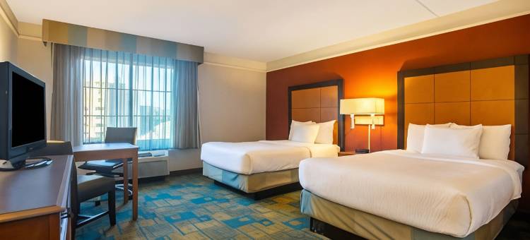 夏洛特机场南拉昆塔温德姆套房酒店(La Quinta Inn & Suites by Wyndham Charlotte Airport South)图片