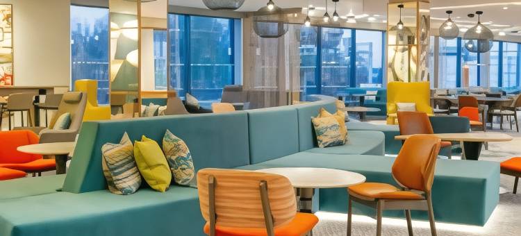 布莱克本希尔顿欢朋酒店(Hampton by Hilton Blackburn)图片