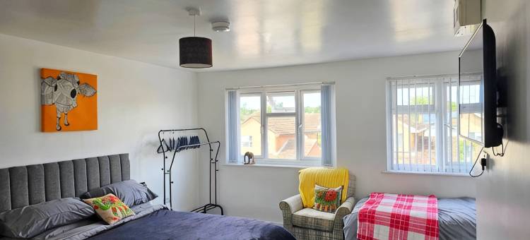 Badger Haven: Apt 4 | Large Apartment in Brackley图片