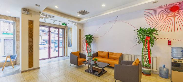 派酒店(兰州火车站客运中心店)图片