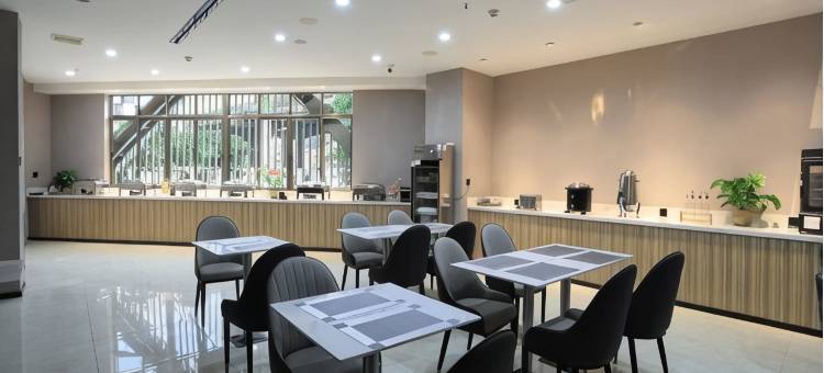 宜霖诚际酒店(时代国际单位马务地铁站店)图片