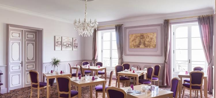 普伊罗伯特城堡酒店(Château de Puy Robert Lascaux - A proximité Grotte de Lascaux - Hôtel Avec Piscine chauffée - Sarlat)图片