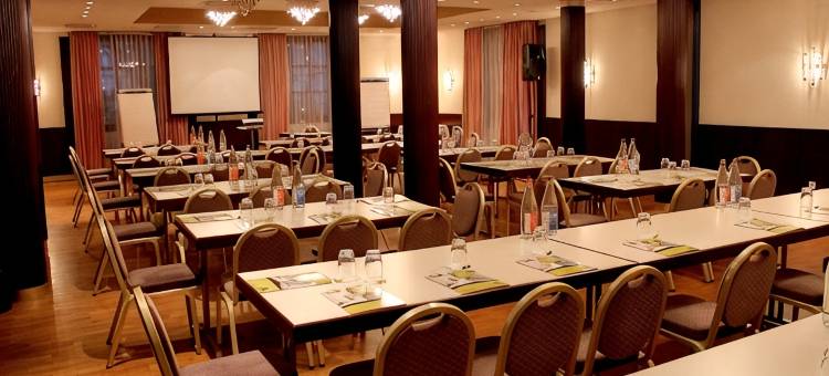 奥波夫胡格酒店(Logis Hôtel Restaurant Au Boeuf)图片