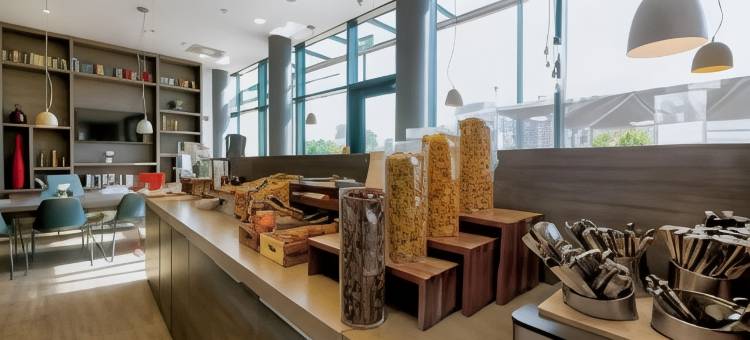 柏林舍讷费尔德7天优品酒店(Hotel Campanile Berlin Brandenburg Airport)图片
