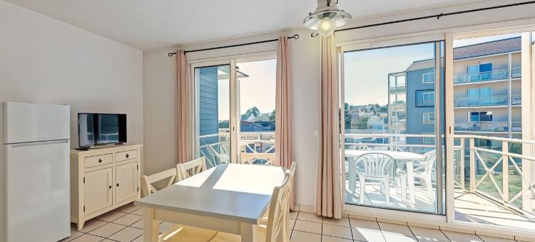 贝托姆区域瓦坎斯奥勒法义公寓式酒店(Vacancéole - le Domaine de Bertheaume)图片