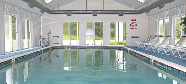 麦基诺经济汽车旅馆(Mackinaw Budget Inn)图片