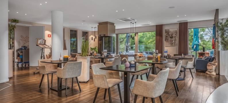 布鲁日维罗特尔酒店(Velotel Brugge)图片