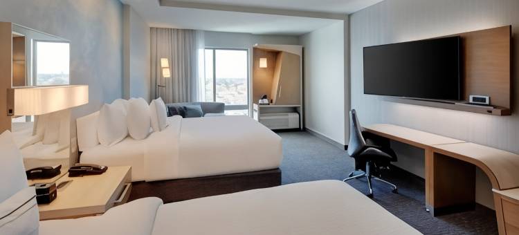 亚特兰大维宁斯广场万豪万怡酒店(Courtyard Atlanta Vinings/Galleria)图片