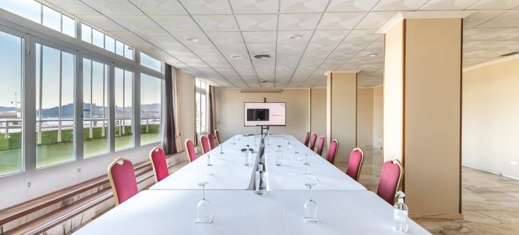 维哥湾塞尔科特尔酒店(Hotel Bahía de Vigo)图片