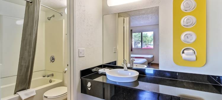 坎贝尔6号圣何塞汽车旅馆(Motel 6 Campbell, CA - San Jose)图片