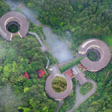 龙岩福建土楼永定景区+福建土楼王景区+冠豸山景区+石门湖2日1晚自由行