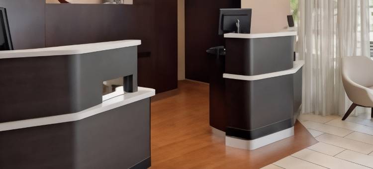 劳德代尔堡北部赛普拉斯克里克万怡酒店(Courtyard Fort Lauderdale North/Cypress Creek)图片