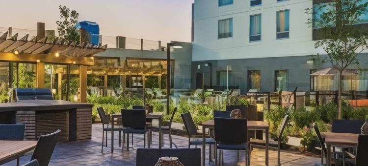 小石城市中心Homewood Suites by Hilton(Homewood Suites by Hilton Little Rock Downtown)图片