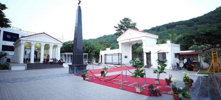 玫瑰花园度假村道拉塔巴德堡(Rose Garden Resort Daulatabad Fort)图片