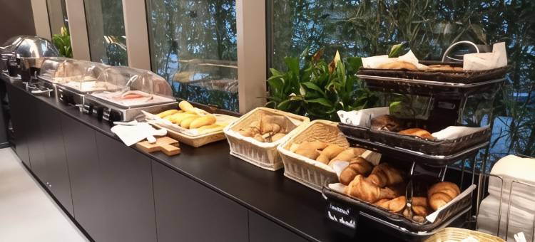 宜必思布加勒斯特理工大学酒店(Ibis Bucharest Politehnica)图片