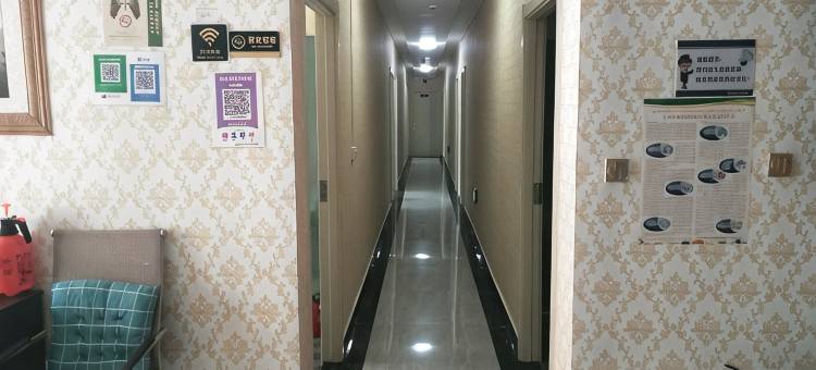 景悦宾馆(青海湖二郎剑景区店)图片
