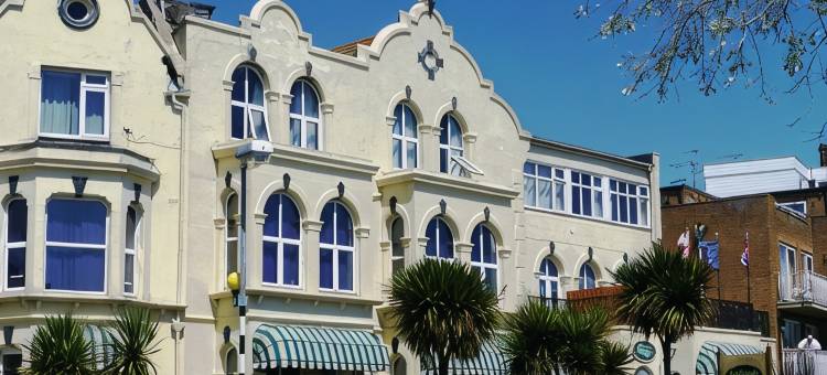 Esplanade Hotel - Clacton On Sea (Beachfront Hotel) by OYO图片