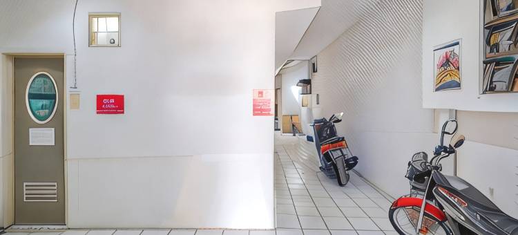红多兹酒店-近STAN(RedDoorz Near Stan)图片